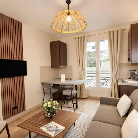 Splendid Near Bercy *