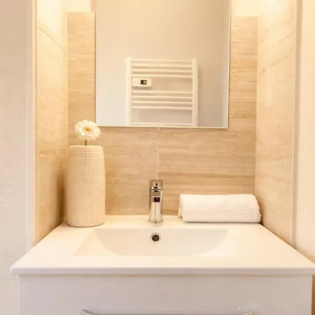 Splendid Near Bercy Apartman