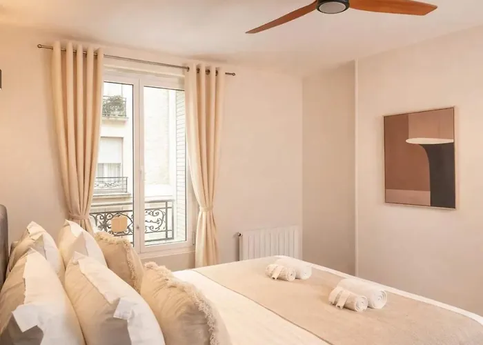 Splendid Near Bercy 公寓